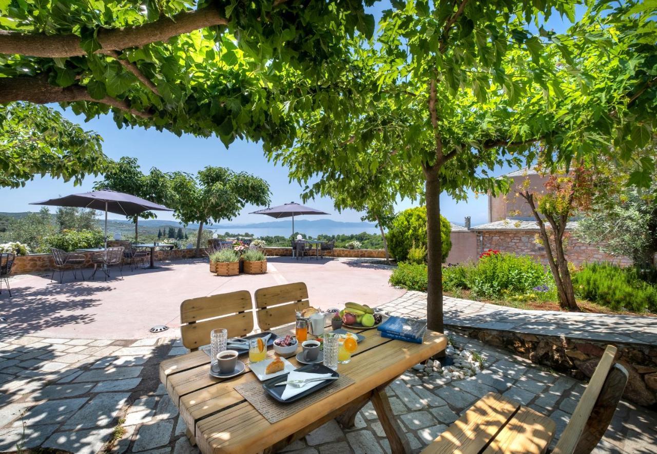 Iakovakis Suites & Spa Koropi Bagian luar foto