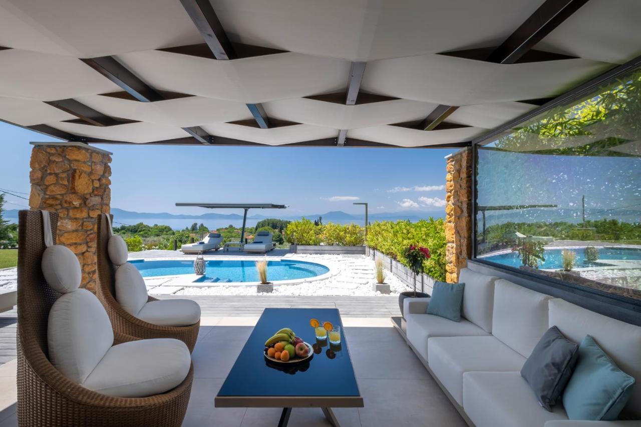 Iakovakis Suites & Spa Koropi Bagian luar foto