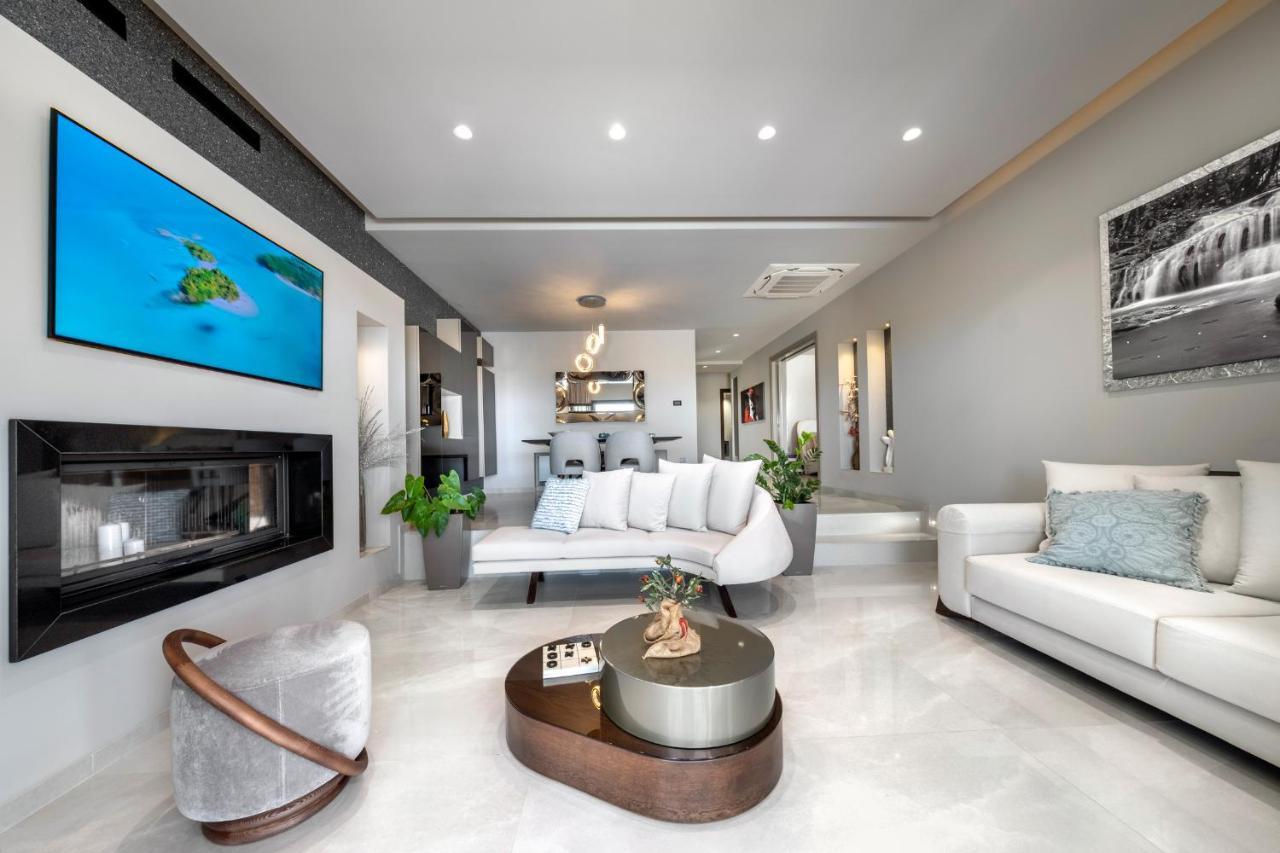 Iakovakis Suites & Spa Koropi Bagian luar foto