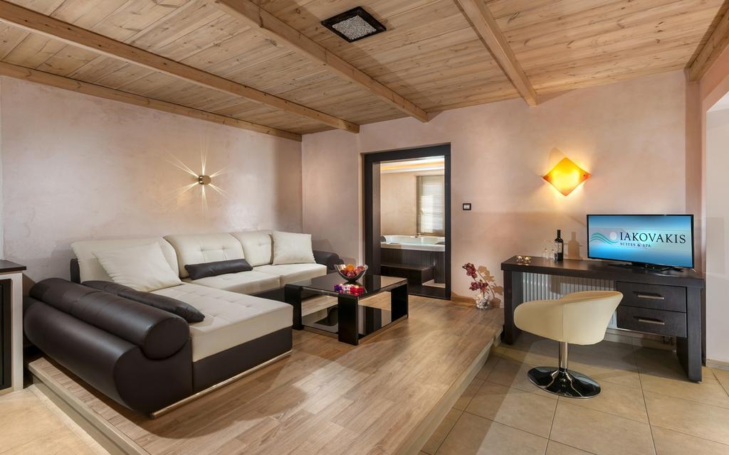 Iakovakis Suites & Spa Koropi Bagian luar foto