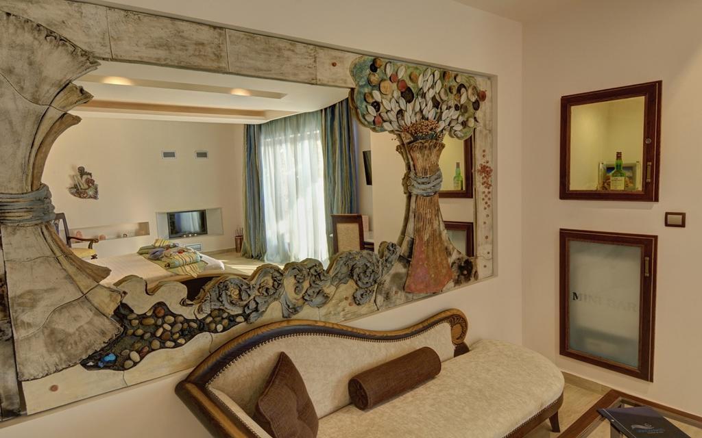 Iakovakis Suites & Spa Koropi Bagian luar foto